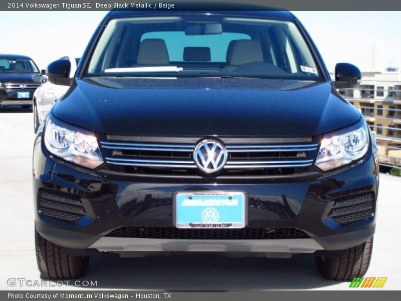 Deep Black Metallic / Beige 2014 Volkswagen Tiguan SE