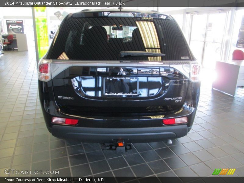 Labrador Black Pearl / Black 2014 Mitsubishi Outlander GT S-AWC