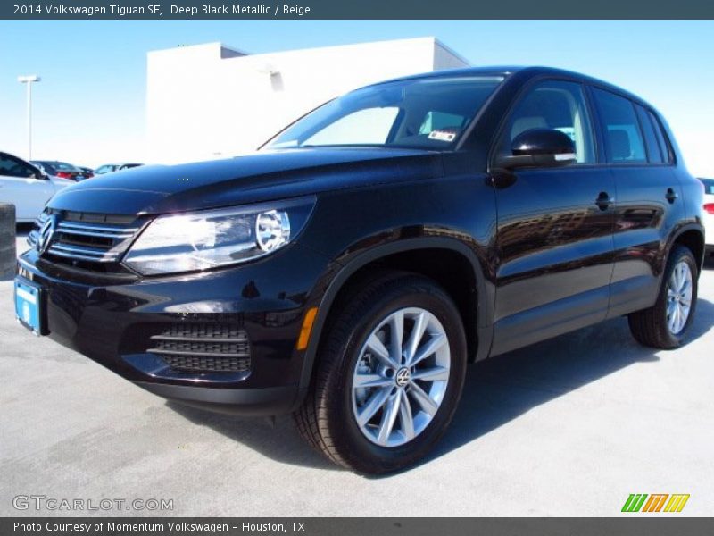 Deep Black Metallic / Beige 2014 Volkswagen Tiguan SE