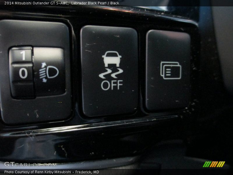 Labrador Black Pearl / Black 2014 Mitsubishi Outlander GT S-AWC