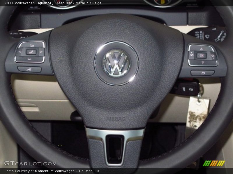 Deep Black Metallic / Beige 2014 Volkswagen Tiguan SE