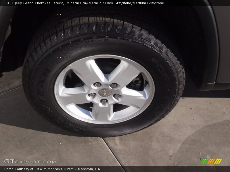Mineral Gray Metallic / Dark Graystone/Medium Graystone 2013 Jeep Grand Cherokee Laredo