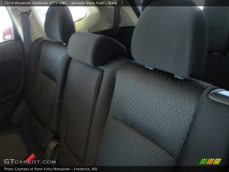 Labrador Black Pearl / Black 2014 Mitsubishi Outlander GT S-AWC