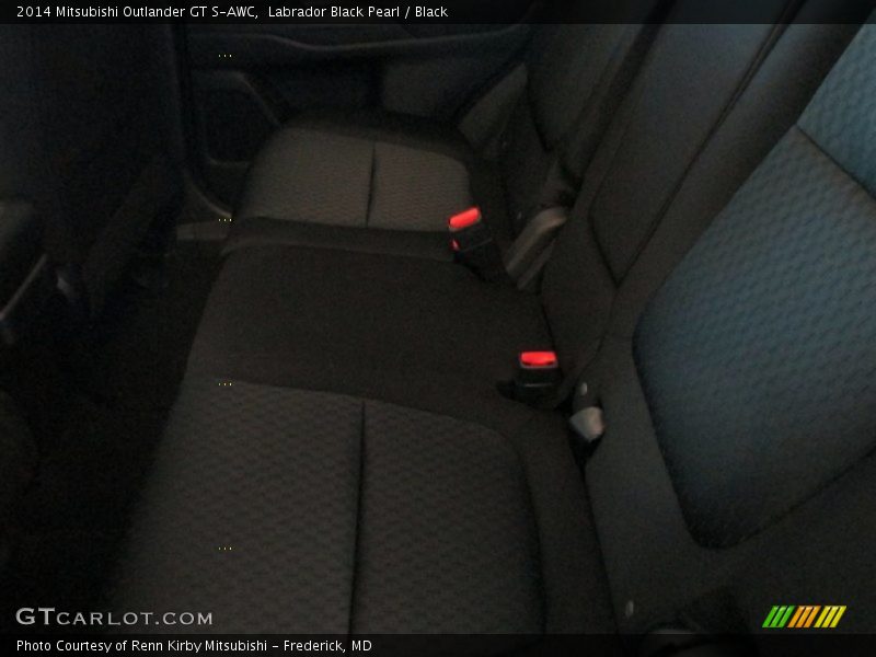Labrador Black Pearl / Black 2014 Mitsubishi Outlander GT S-AWC