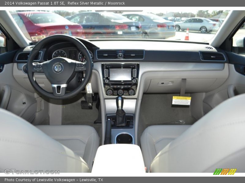 Reflex Silver Metallic / Moonrock 2014 Volkswagen Passat 1.8T SE
