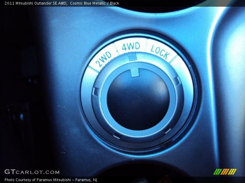 Cosmic Blue Metallic / Black 2011 Mitsubishi Outlander SE AWD