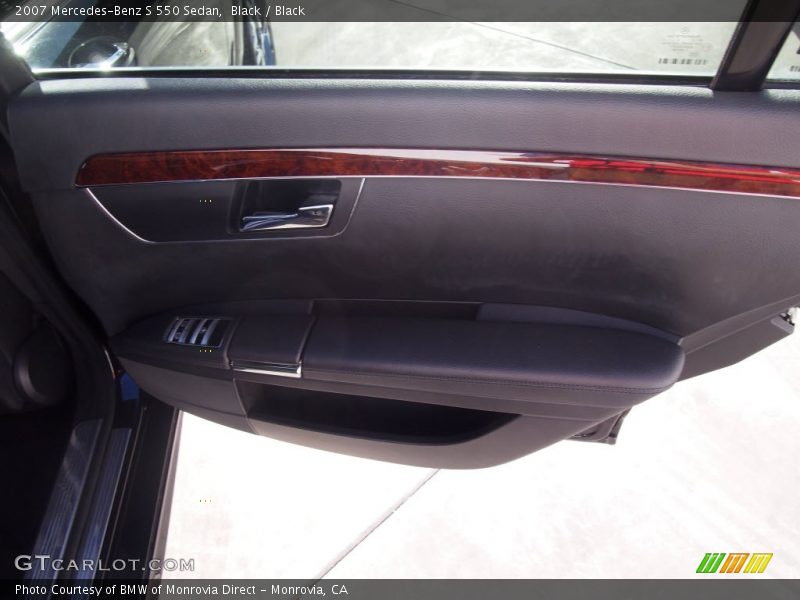 Black / Black 2007 Mercedes-Benz S 550 Sedan