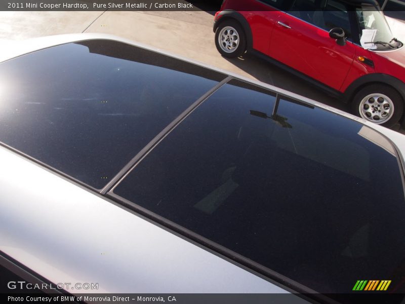 Pure Silver Metallic / Carbon Black 2011 Mini Cooper Hardtop