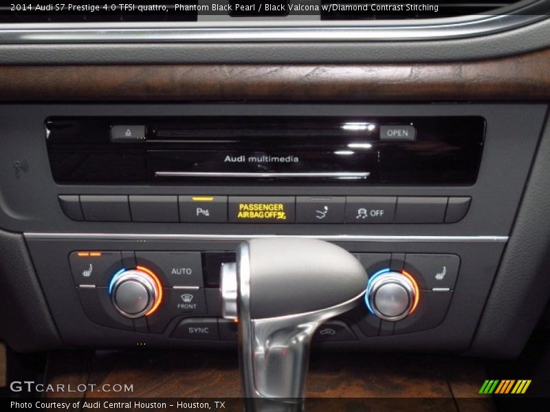 Controls of 2014 S7 Prestige 4.0 TFSI quattro