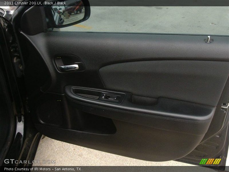 Black / Black 2011 Chrysler 200 LX