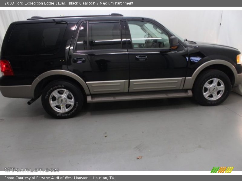 Black Clearcoat / Medium Parchment 2003 Ford Expedition Eddie Bauer