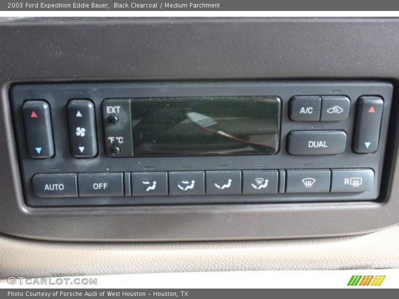 Black Clearcoat / Medium Parchment 2003 Ford Expedition Eddie Bauer