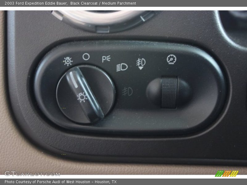 Black Clearcoat / Medium Parchment 2003 Ford Expedition Eddie Bauer