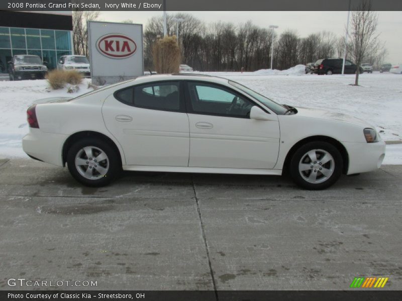 Ivory White / Ebony 2008 Pontiac Grand Prix Sedan
