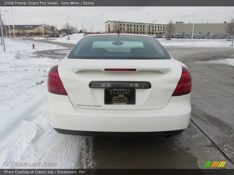 Ivory White / Ebony 2008 Pontiac Grand Prix Sedan