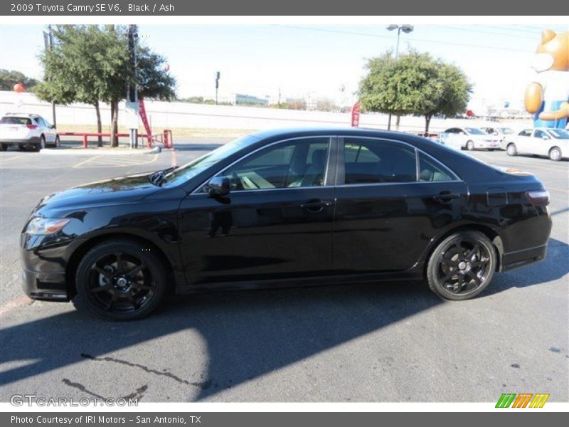 Black / Ash 2009 Toyota Camry SE V6