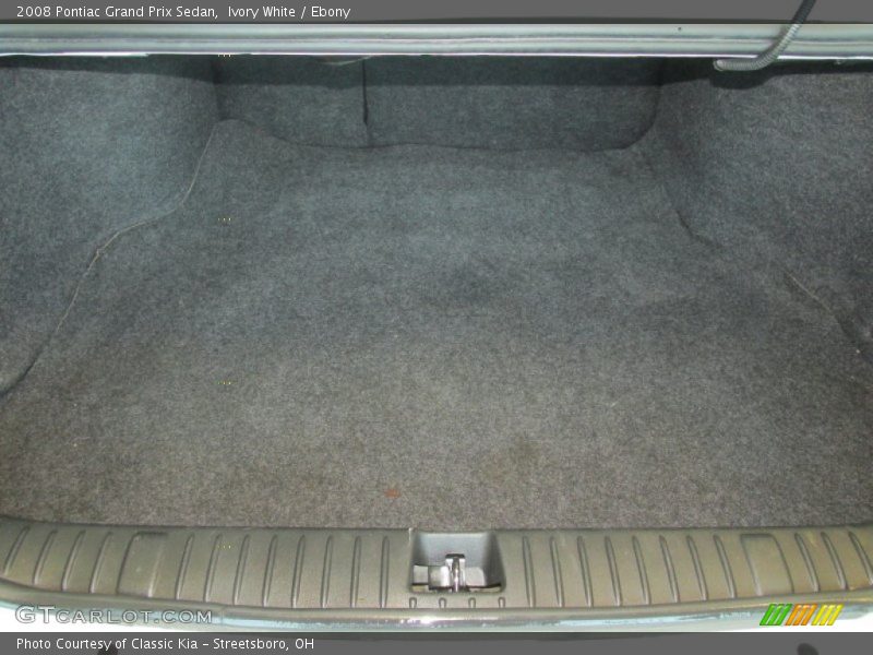 Ivory White / Ebony 2008 Pontiac Grand Prix Sedan