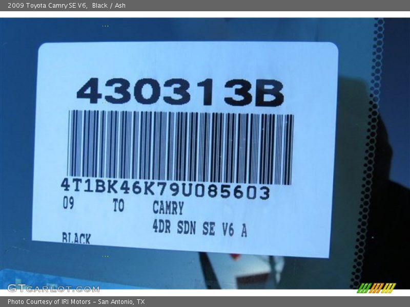 Black / Ash 2009 Toyota Camry SE V6
