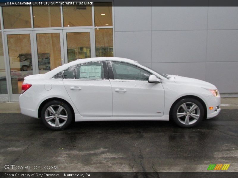 Summit White / Jet Black 2014 Chevrolet Cruze LT