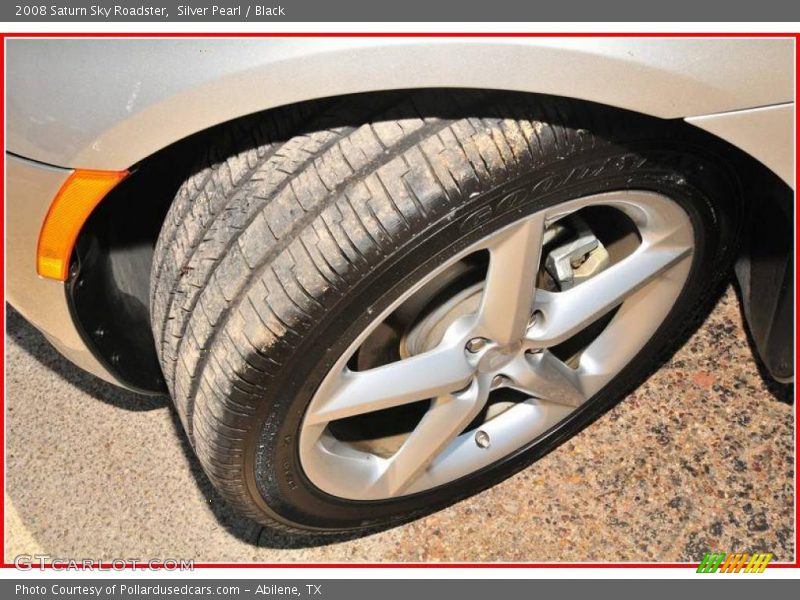Silver Pearl / Black 2008 Saturn Sky Roadster