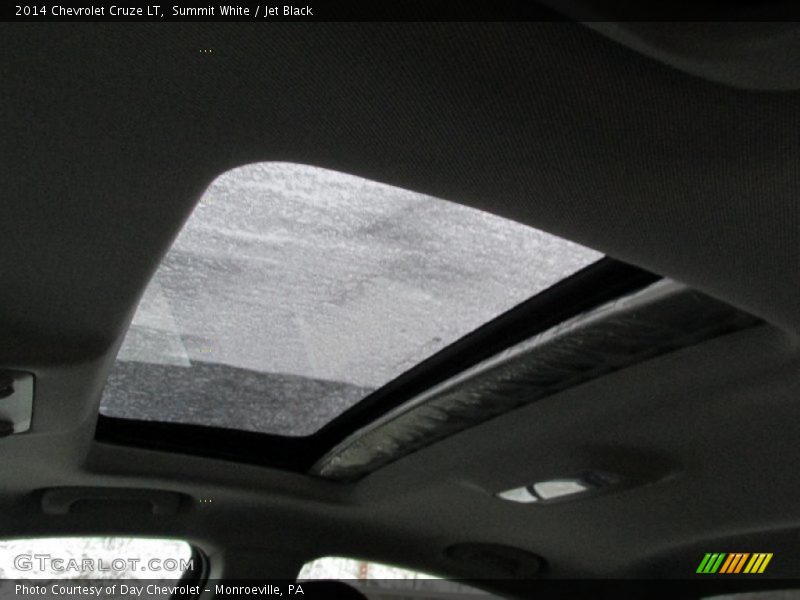 Summit White / Jet Black 2014 Chevrolet Cruze LT