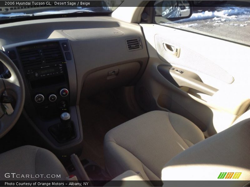 Desert Sage / Beige 2006 Hyundai Tucson GL