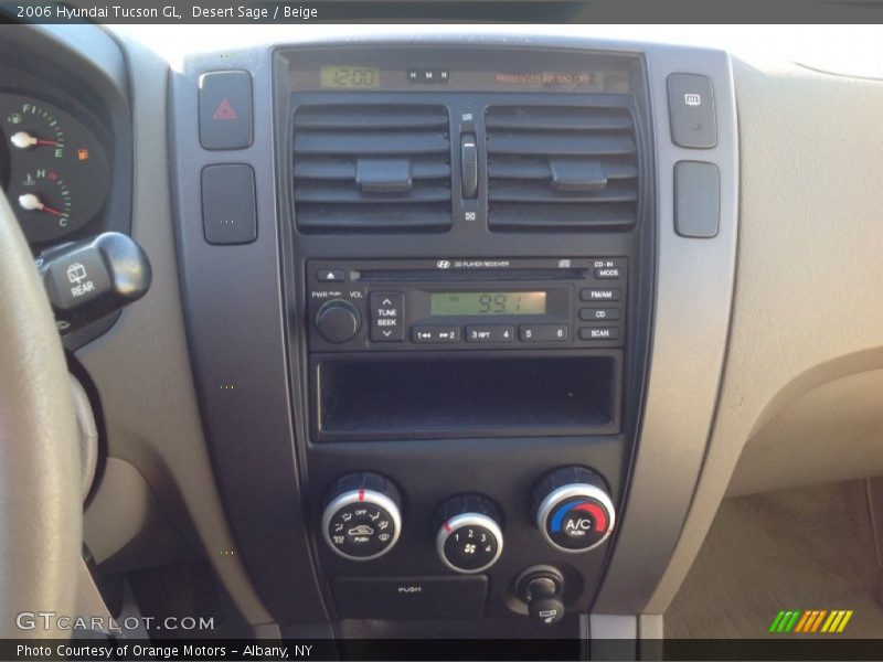 Desert Sage / Beige 2006 Hyundai Tucson GL