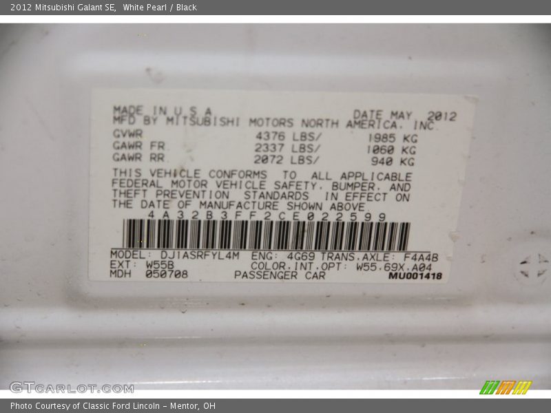 White Pearl / Black 2012 Mitsubishi Galant SE