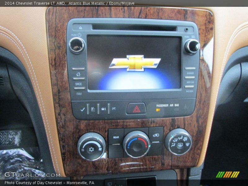 Atlantis Blue Metallic / Ebony/Mojave 2014 Chevrolet Traverse LT AWD