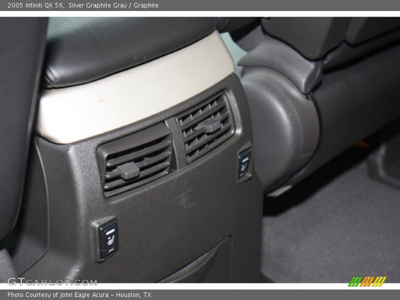 Silver Graphite Gray / Graphite 2005 Infiniti QX 56