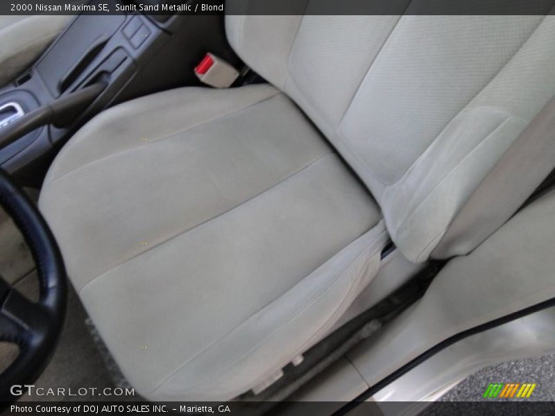 Sunlit Sand Metallic / Blond 2000 Nissan Maxima SE