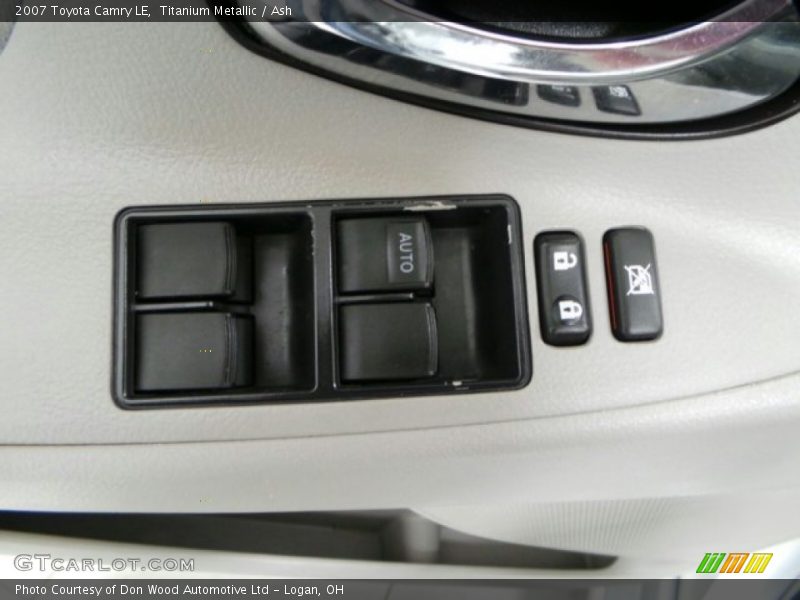 Titanium Metallic / Ash 2007 Toyota Camry LE