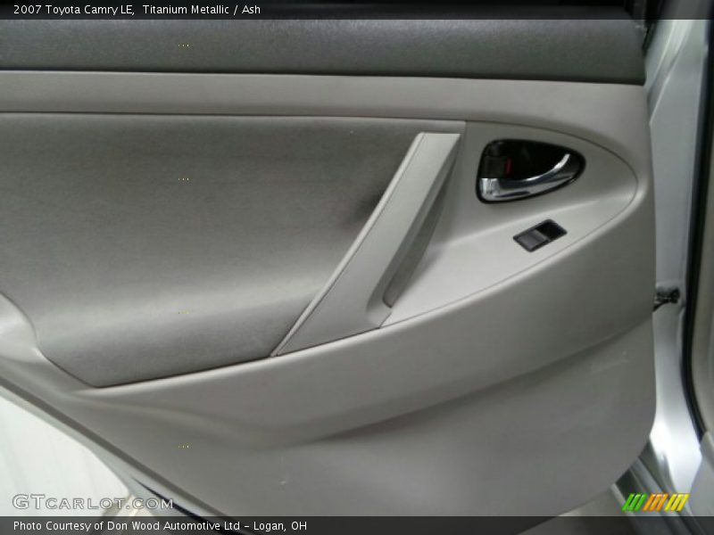 Titanium Metallic / Ash 2007 Toyota Camry LE