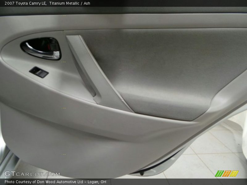 Titanium Metallic / Ash 2007 Toyota Camry LE