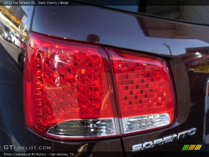 Dark Cherry / Beige 2012 Kia Sorento EX