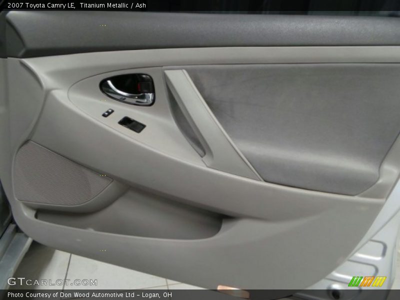 Titanium Metallic / Ash 2007 Toyota Camry LE