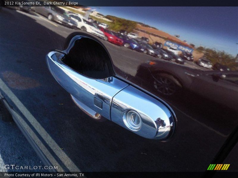 Dark Cherry / Beige 2012 Kia Sorento EX