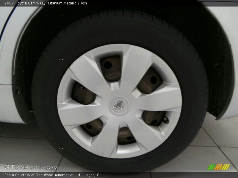 Titanium Metallic / Ash 2007 Toyota Camry LE
