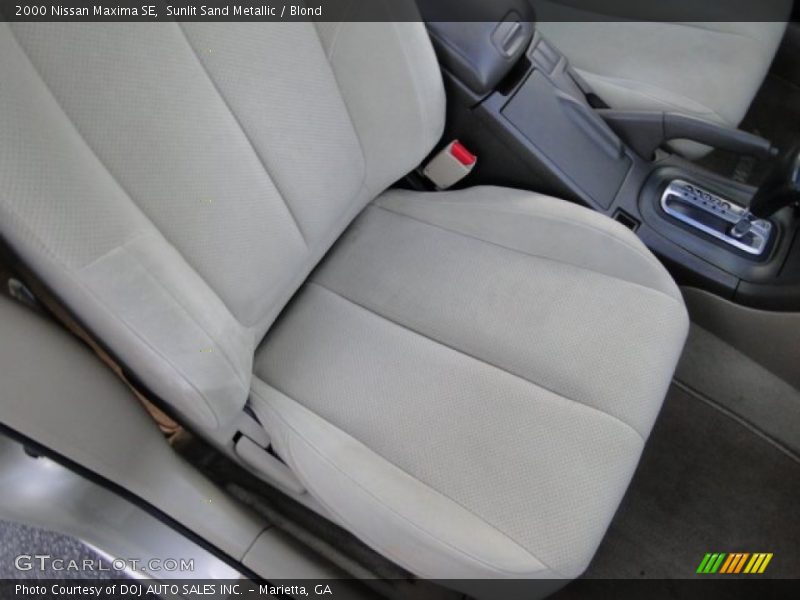 Sunlit Sand Metallic / Blond 2000 Nissan Maxima SE