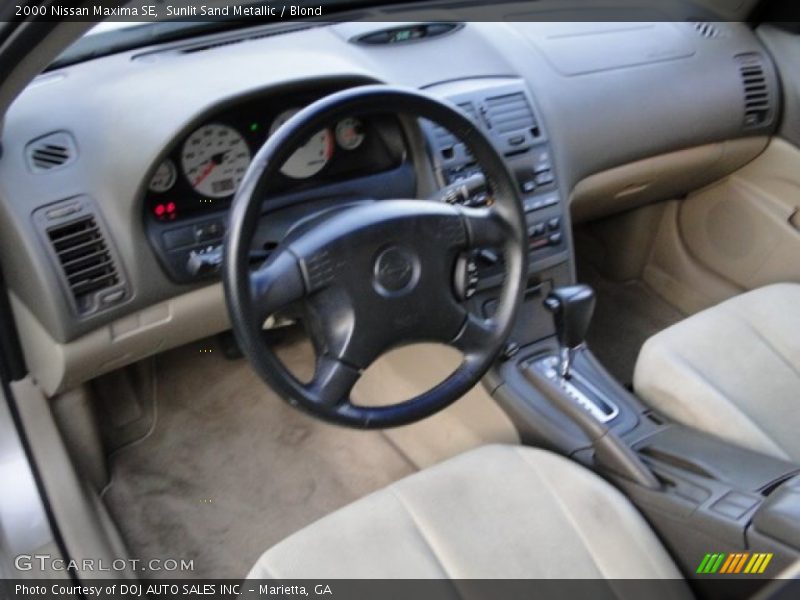 Sunlit Sand Metallic / Blond 2000 Nissan Maxima SE