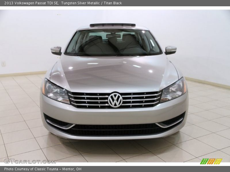 Tungsten Silver Metallic / Titan Black 2013 Volkswagen Passat TDI SE