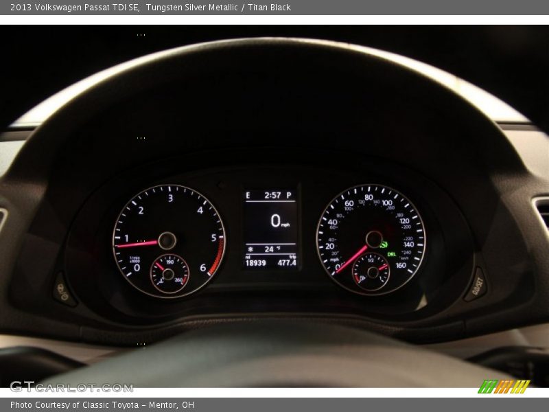 Tungsten Silver Metallic / Titan Black 2013 Volkswagen Passat TDI SE