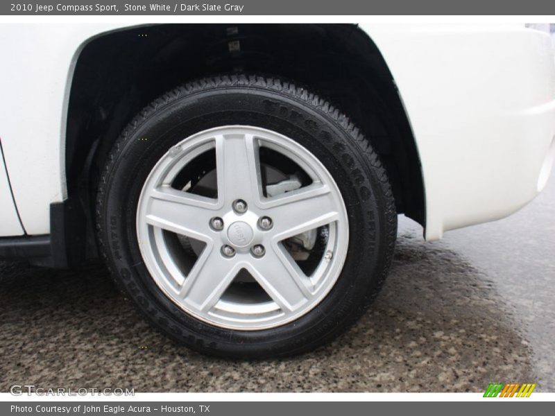 Stone White / Dark Slate Gray 2010 Jeep Compass Sport