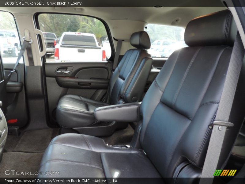 Onyx Black / Ebony 2009 GMC Yukon SLT
