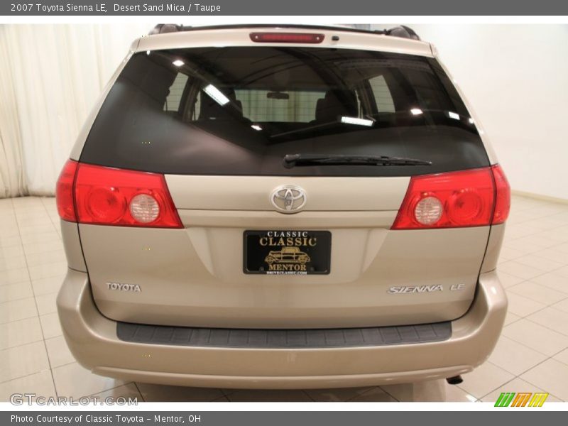 Desert Sand Mica / Taupe 2007 Toyota Sienna LE