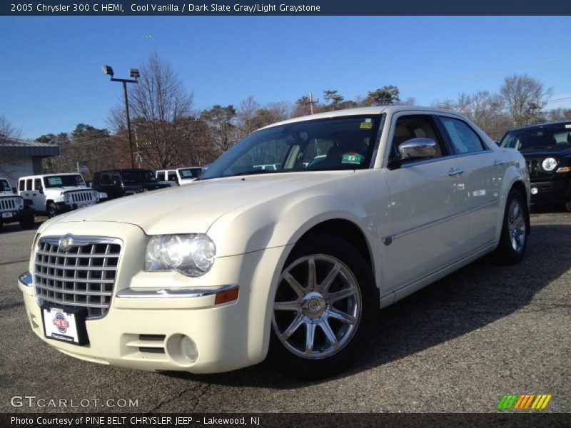 Cool Vanilla / Dark Slate Gray/Light Graystone 2005 Chrysler 300 C HEMI