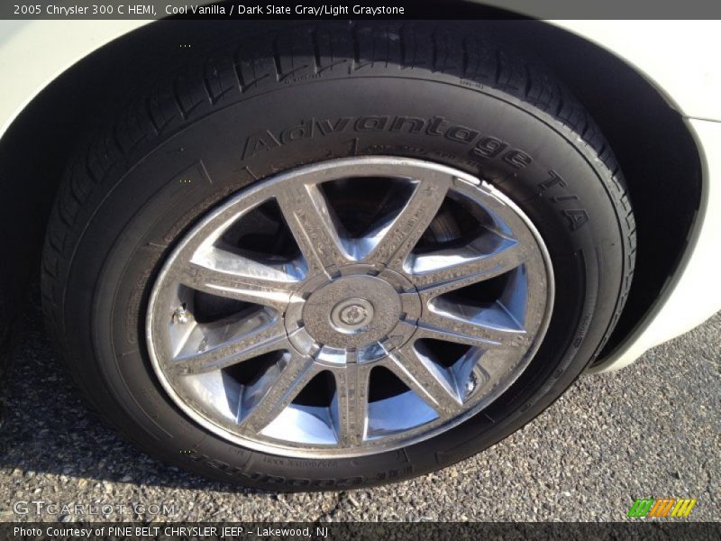 Cool Vanilla / Dark Slate Gray/Light Graystone 2005 Chrysler 300 C HEMI