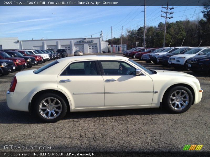 Cool Vanilla / Dark Slate Gray/Light Graystone 2005 Chrysler 300 C HEMI