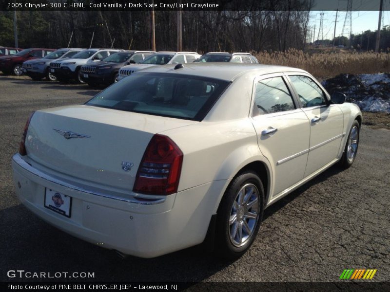 Cool Vanilla / Dark Slate Gray/Light Graystone 2005 Chrysler 300 C HEMI