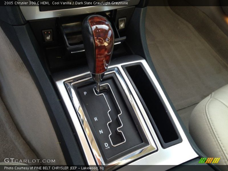Cool Vanilla / Dark Slate Gray/Light Graystone 2005 Chrysler 300 C HEMI